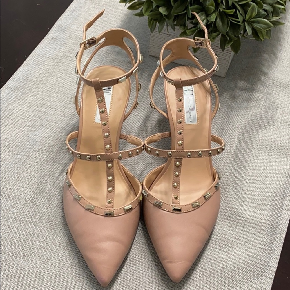 Inc Carma stud low heel